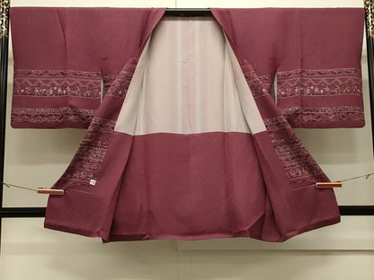 平和屋着物＃道行コート　壁画文様　正絹　逸品　CABJ5336in