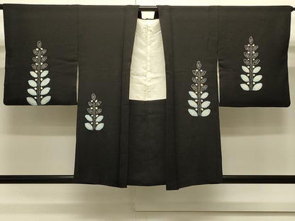 平和屋着物＃羽織　絞り　草木文　黒地　正絹　逸品　CABJ5342in