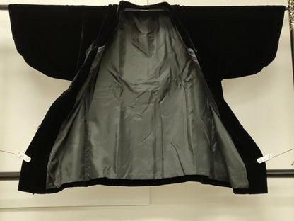 平和屋着物＃和装コート　黒地　ベロア　CABJ5453in