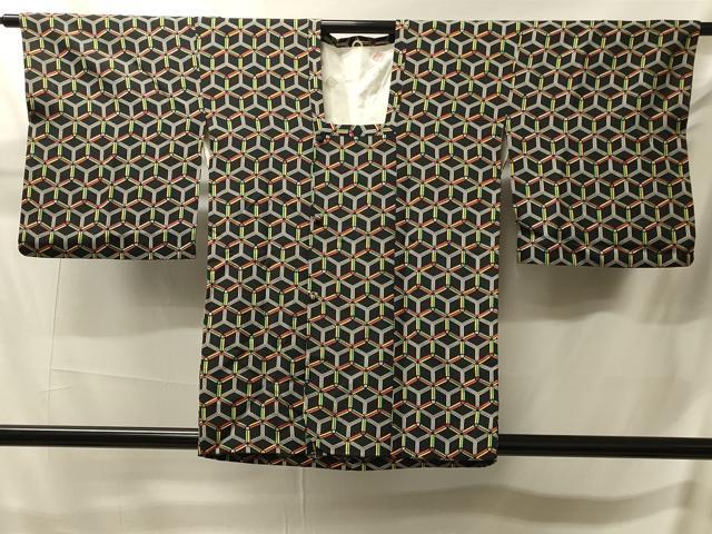 平和屋着物＃道行コート　亀甲文　黒地　正絹　逸品　CABJ5556in