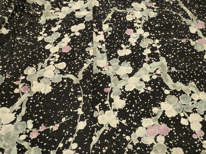 平和屋着物＃羽織　枝梅文　黒地　金彩　正絹　逸品　CABJ5559in