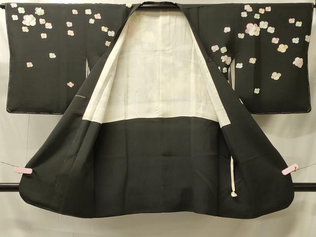 平和屋着物＃道行コート　ろうけつ染め　舞花文　黒地　金彩　正絹　逸品　未使用　CABJ5571in
