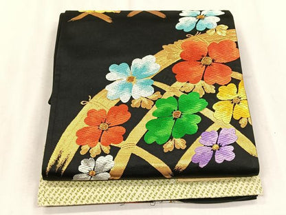 平和屋着物◎西陣　六通柄袋帯　籬花文　黒地　金糸　正絹　逸品　未使用　CABJ6166yk