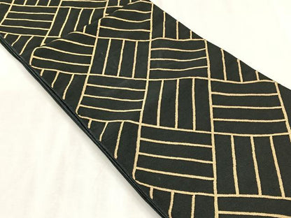 平和屋着物◎六通柄袋帯　幾何学文様　黒地　金糸　正絹　逸品　CABJ6179yk