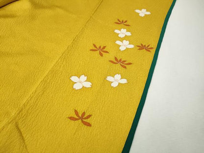 平和屋着物●豪華振袖　駒刺繍　舞花文　暈し染め　金彩　十二単風　正絹　逸品　CABJ6431ut