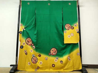 平和屋着物●豪華振袖　駒刺繍　花蝶丸文　暈し染め　十二単風　正絹　逸品　CABJ6432ut