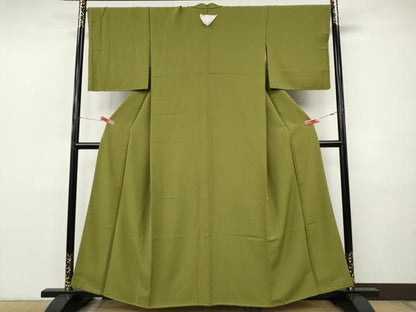 平和屋着物●上質な色無地　鶯色　正絹　逸品　未使用　CABJ6458ut