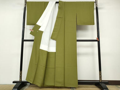 平和屋着物●上質な色無地　鶯色　正絹　逸品　未使用　CABJ6458ut