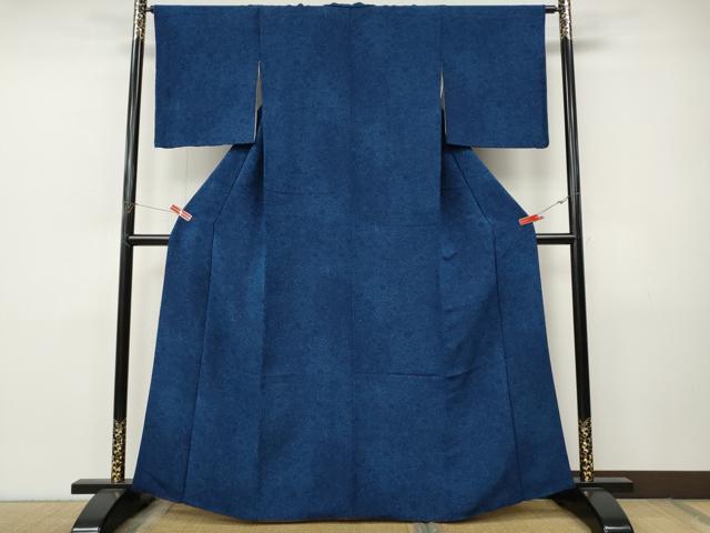 平和屋着物●上質な小紋　藍　型染め　更紗花文　鬼しぼ縮緬　正絹　逸品　CABJ6474ut