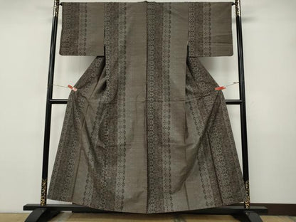 平和屋着物●本場大島紬　吉祥花間道　正絹　逸品　CABJ6526ut
