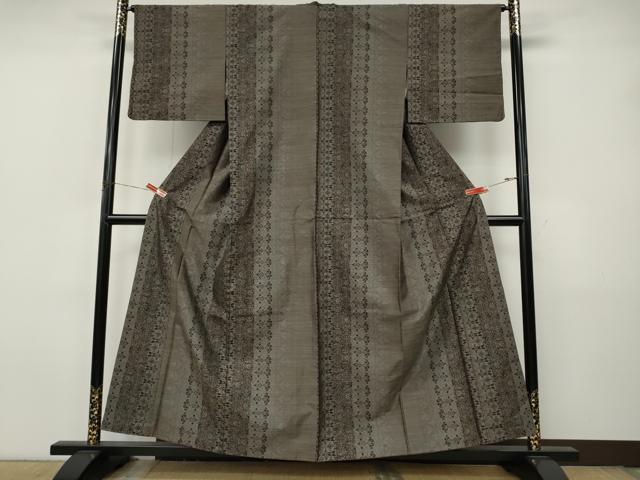 平和屋着物●本場大島紬　吉祥花間道　正絹　逸品　CABJ6526ut