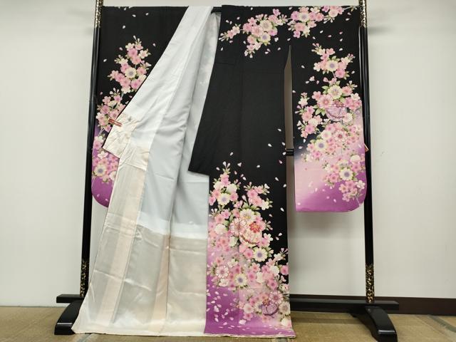 平和屋着物●豪華振袖　駒刺繍　枝花鞠文　暈し染め　黒地　銀通し地　正絹　逸品　CABJ6550ut