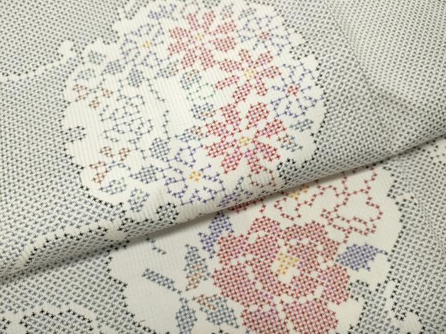 平和屋着物●本場大島紬　白大島　7マルキ　雪輪花文　正絹　逸品　CABJ6640ut