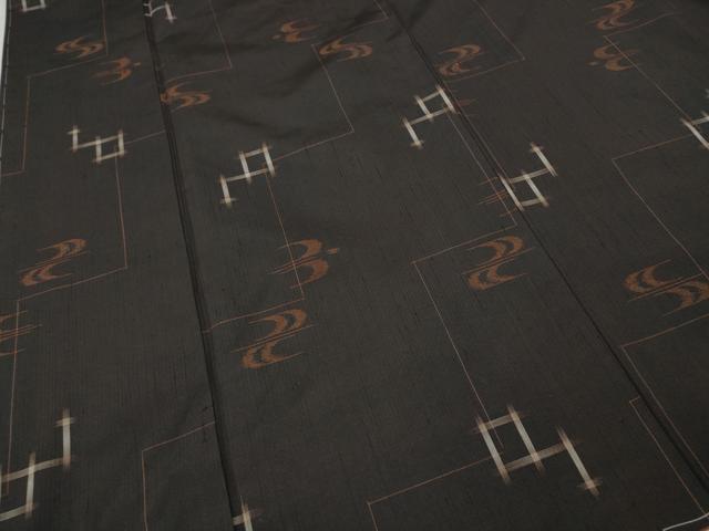 平和屋着物●上質な紬　琉球絣文様　正絹　逸品　CABJ6712ut