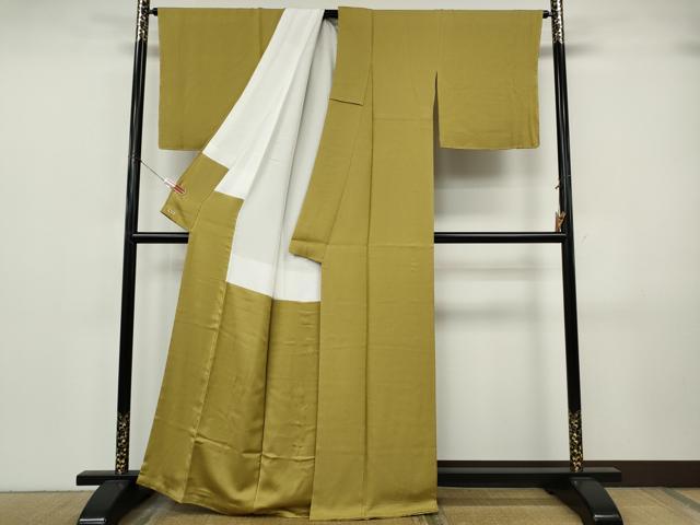 平和屋着物●上質な色無地　紋意匠　芥子色　三越扱い　正絹　逸品　CABJ6759ut