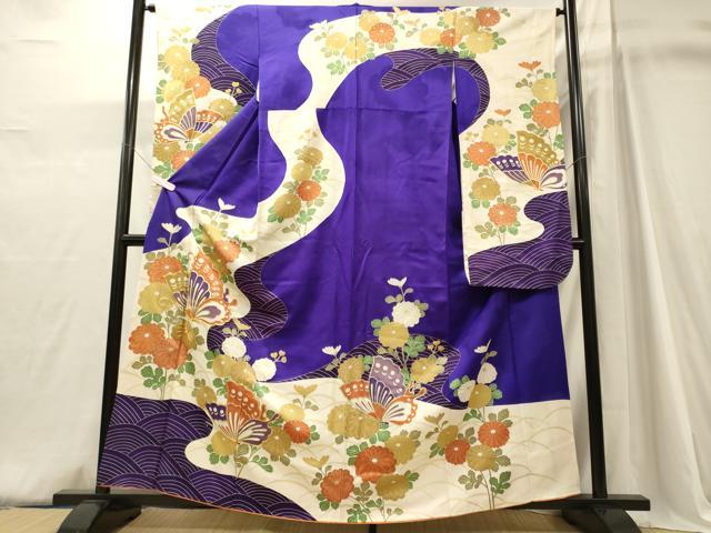 平和屋着物■豪華振袖　駒刺繍　舞蝶菊文　金彩　正絹　逸品　CABJ6907oy