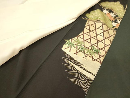 平和屋着物■豪華黒留袖　駒刺繍　籬松葉文　金彩　正絹　逸品　未使用　CABJ6985oy