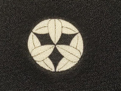 平和屋着物■豪華黒留袖　作家物　遠山草木松文　暈し染め　正絹　逸品　CABJ7002oy