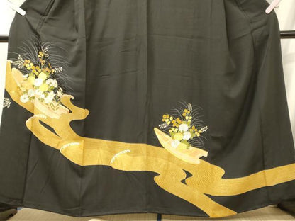 平和屋着物■豪華黒留袖　駒刺繍　立波花文　船　金彩　背抜き仕立て　正絹　逸品　CABJ7006oy