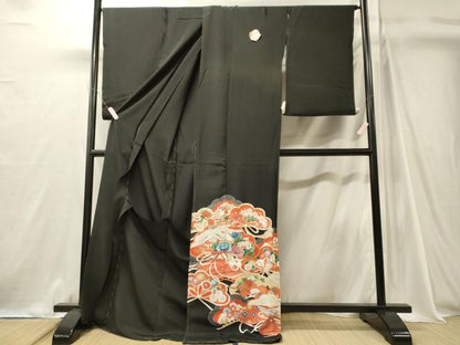 平和屋着物■豪華黒留袖　作家物　飛鳥草花松文　金彩　仮絵羽　正絹　逸品　未使用　CABJ7071oy