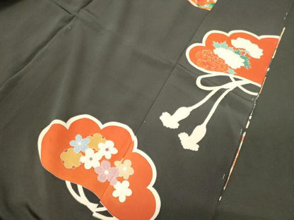 平和屋着物■豪華黒留袖　作家物　飛鳥草花松文　金彩　仮絵羽　正絹　逸品　未使用　CABJ7071oy