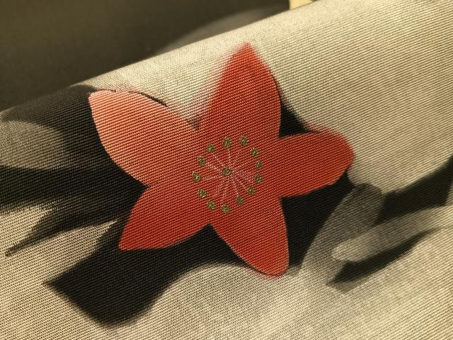 平和屋着物●塩瀬　九寸名古屋帯　ろうけつ染め　霞花文　黒地　金彩　正絹　逸品　CABJ7225vp