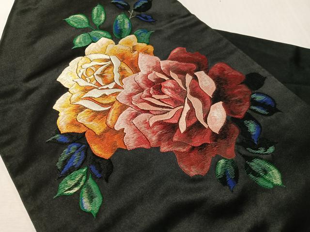 平和屋着物●アンティーク　大正ロマン　総手刺繍　螺鈿　九寸名古屋帯　薔薇　虫　黒地　正絹　逸品　CABJ7233vp