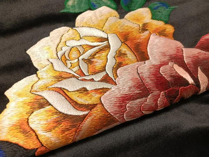 平和屋着物●アンティーク　大正ロマン　総手刺繍　螺鈿　九寸名古屋帯　薔薇　虫　黒地　正絹　逸品　CABJ7233vp