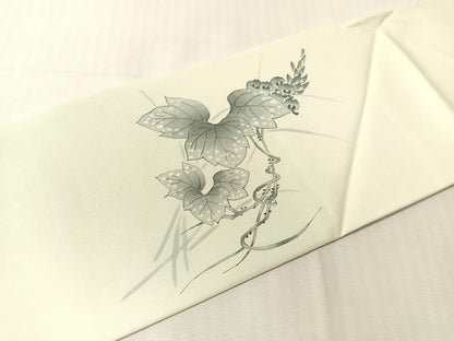 平和屋着物●塩瀬　九寸名古屋帯　手描き　蔦の葉花文　正絹　逸品　CABJ7351vp