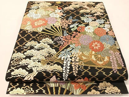 平和屋着物●六通柄袋帯　唐織　扇面御所車花蝶文　黒地　金糸　正絹　逸品　CABJ7379vp