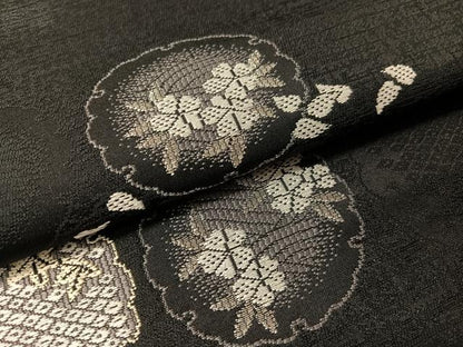 平和屋着物●九寸名古屋帯　雪輪花文　黒地　銀糸　正絹　逸品　CABJ7385vp