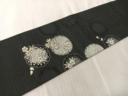 平和屋着物●九寸名古屋帯　雪輪花文　黒地　銀糸　正絹　逸品　CABJ7385vp