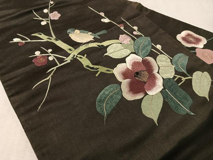平和屋着物●アンティーク　大正ロマン　総手刺繍　九寸名古屋仕立て　枝花鳥文　黒地　正絹　逸品　CABJ7591vp