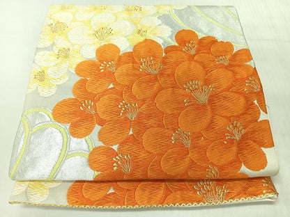平和屋着物◎六通柄袋帯　唐織　舞花文　金銀糸　正絹　逸品　CABJ7927nb
