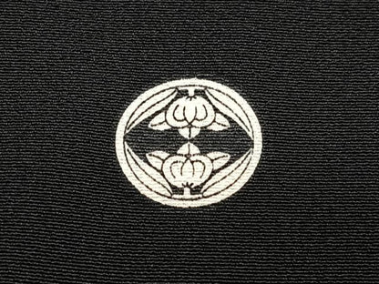 平和屋着物■豪華黒留袖　駒刺繍　飛鶴浜松文　金彩　正絹　逸品　CABJ8015xe