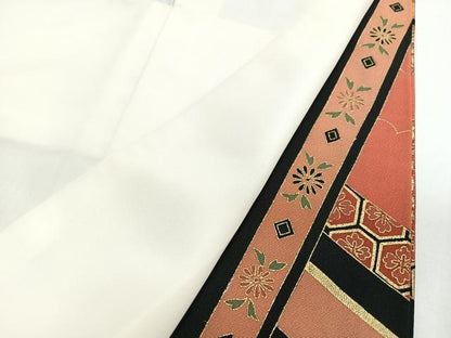 平和屋着物■豪華黒留袖　駒刺繍　吉祥花文　金彩　正絹　逸品　CABJ8028xe