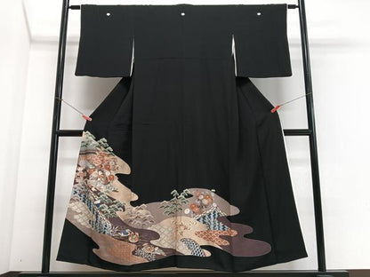 平和屋着物■豪華黒留袖　駒刺繍　鴛鴦風景松文　金彩　正絹　逸品　CABJ8047xe