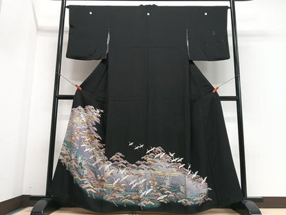 平和屋着物■豪華黒留袖　駒刺繍　飛鶴風景松文　暈し染め　金彩　正絹　逸品　CABJ8077xe