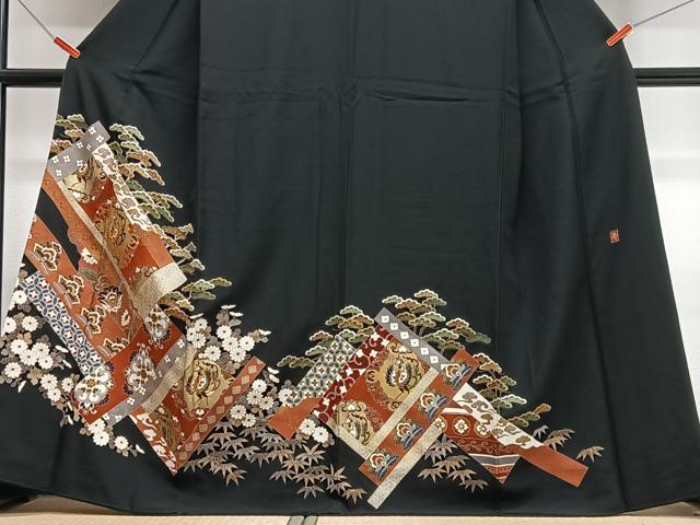 平和屋着物■豪華黒留袖　作家物　駒刺繍　鳳凰笹松文　金彩　正絹　逸品　CABJ8172xe
