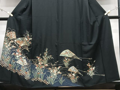 平和屋着物■豪華黒留袖　扇面草花文　金銀彩　正絹　逸品　CABJ8217xe