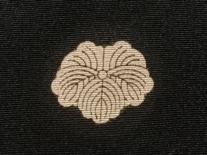 平和屋着物■豪華黒留袖　扇面草花文　金銀彩　正絹　逸品　CABJ8217xe