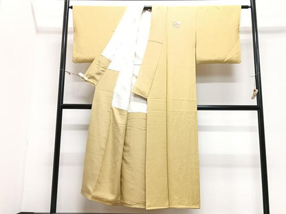 平和屋着物■服飾評論家　市田ひろみ　色無地　舞花地紋　黄金色　正絹　逸品　CABJ8228xe