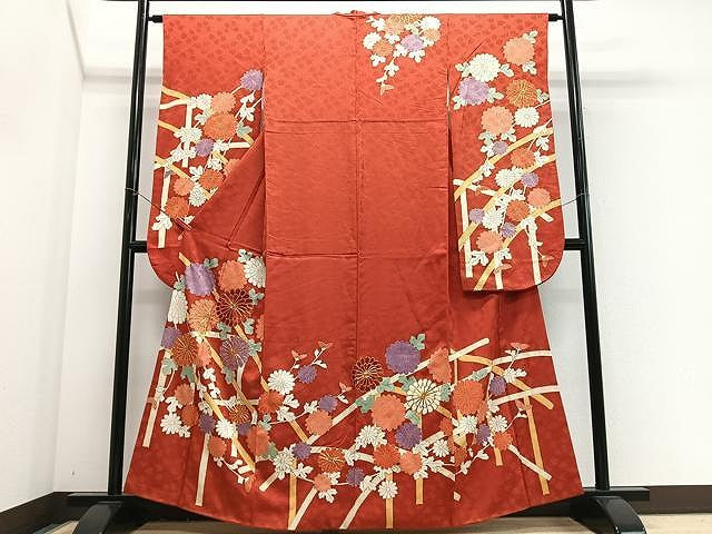 平和屋着物■豪華振袖　駒刺繍　草花文　金彩　正絹　逸品　CABJ8261xe