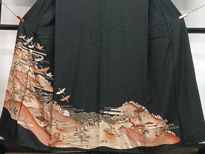 平和屋着物■豪華黒留袖　駒刺繍　飛鶴風景文　金彩　正絹　逸品　CABJ8262xe