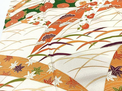 平和屋着物■豪華振袖　駒刺繍　芝草吉祥花文　金彩　正絹　逸品　CABJ8287xe