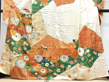 平和屋着物■豪華振袖　駒刺繍　立波花文　金彩　正絹　逸品　CABJ8326xe