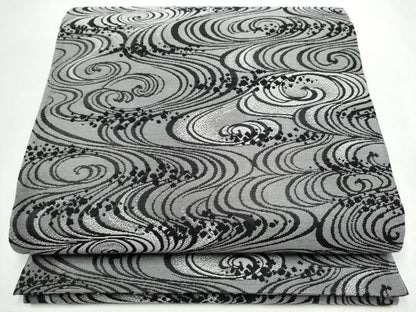 平和屋着物●六通柄袋帯　向かい鳥正倉院花文　黒地　銀糸　正絹　逸品　CABJ8416hy