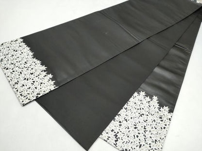 平和屋着物●太鼓柄袋帯　総刺繍　楓文　黒地　金糸　正絹　逸品　CABJ8420hy
