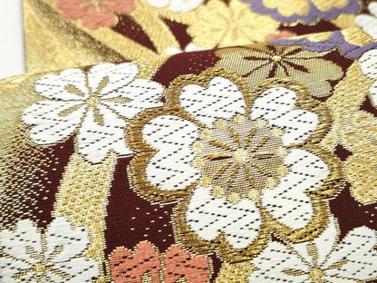 平和屋着物●六通柄袋帯　唐織　舞桜文　金糸　正絹　逸品　CABJ8457hy