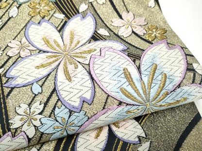 平和屋着物●六通柄袋帯　唐織　舞桜文　黒地　金糸　正絹　逸品　CABJ8486hy